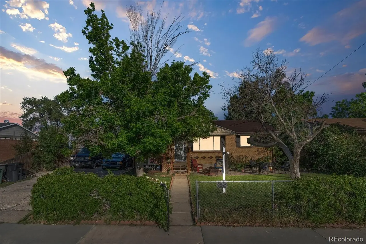 9146 Delwood Court, Thornton